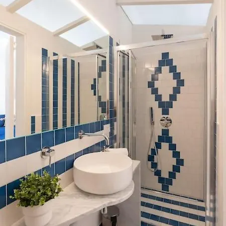 Sorrentovibes - Luxury New With Terrace - Sleeps 12 Apartment