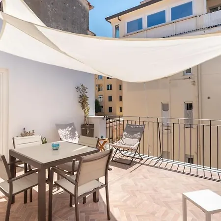 Sorrentovibes - Luxury New With Terrace - Sleeps 12 Apartment Sorrento