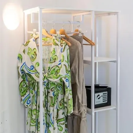 Apartment Sorrentovibes - Luxury New With Terrace - Sleeps 12 Sorrento