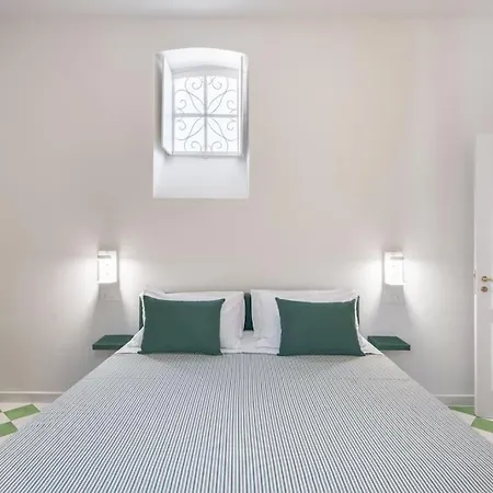 Sorrentovibes - Luxury New With Terrace - Sleeps 12 Sorrento