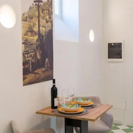 Lägenhet Sorrentovibes - Luxury New With Terrace - Sleeps 12 *