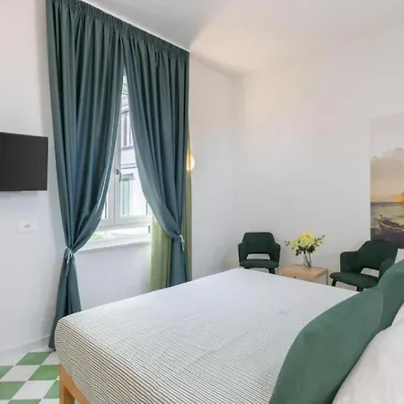 Sorrentovibes - Luxury New With Terrace - Sleeps 12 Lägenhet
