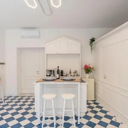Sorrentovibes - Luxury New With Terrace - Sleeps 12 Sorrento