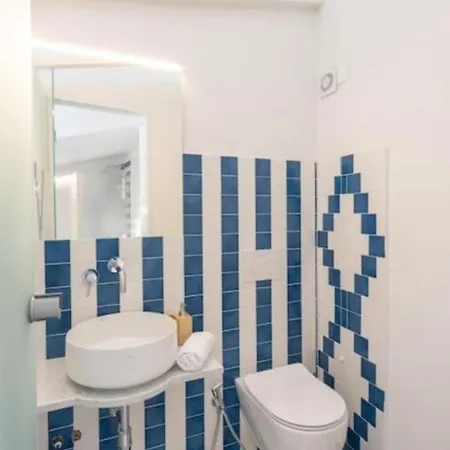 Lägenhet Sorrentovibes - Luxury New With Terrace - Sleeps 12 Sorrento