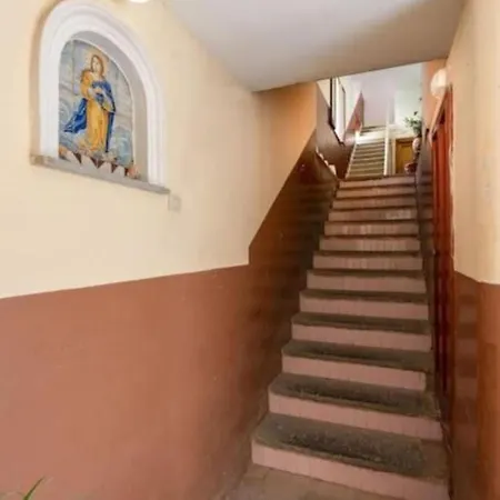 Sorrentovibes - Luxury New With Terrace - Sleeps 12 * Sorrento