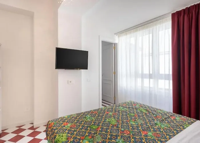 Sorrentovibes - Luxury New With Terrace - Sleeps 12 * Sorrento