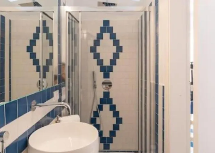 Sorrentovibes - Luxury New With Terrace - Sleeps 12 * Sorrento